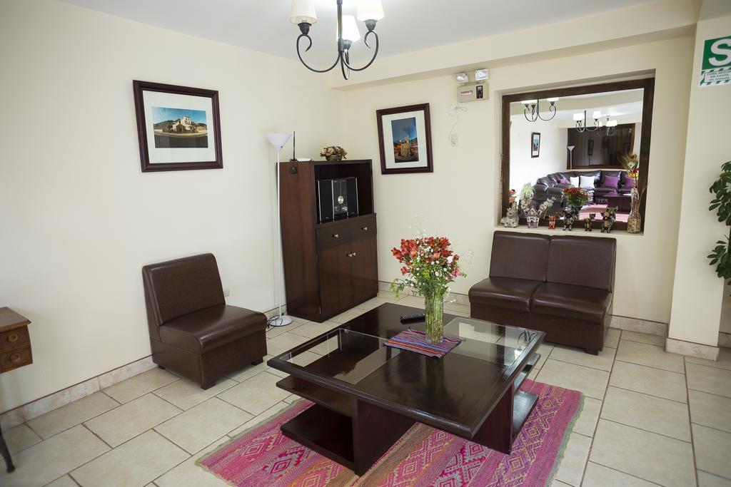 Yucay Plaza Inn Exterior foto